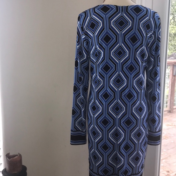 ⭐️SALE⭐️ 🎉HP🎉 Michael Kors Long Sleeve Dress - Picture 2 of 8